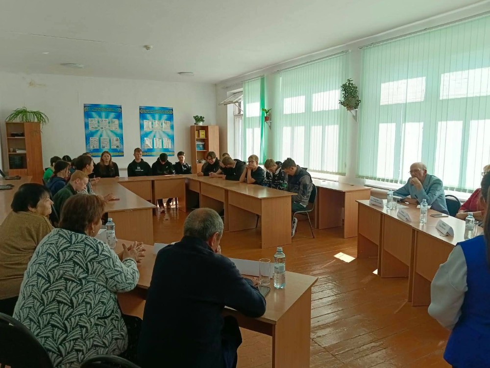 Солтүстік Қазақстан облысы,Ақжар ауданы, Ленинград ауылы «Ленинград ауыо шаруашылық колледжі» КММ